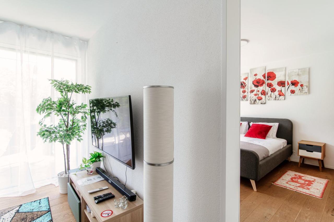 Linda Terrace By Quokka 360 - Modern One-Bedroom Flat With Sun Terrace Locarno Exteriér fotografie